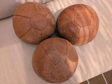 Vintage medicine ballen - 3 stuks - Leer beschikbaar voor biedingen