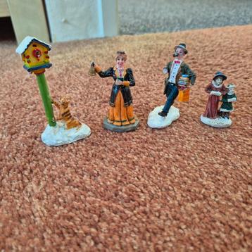 Kerstfiguren - Set van 4 Dickens voor kerstdorp beschikbaar voor biedingen
