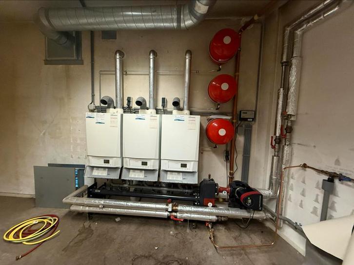 3 CV ketels, Doe-het-zelf en Verbouw, Verwarming en Radiatoren, Zo goed als nieuw, Cv-ketel of Combi-ketel, 800 watt of meer, 80 cm of meer