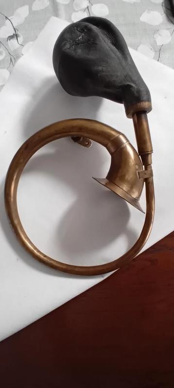 Oude Toeter - Decoratief  beschikbaar voor biedingen