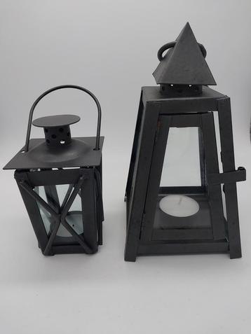 Set van 2 metalen windlichten  beschikbaar voor biedingen