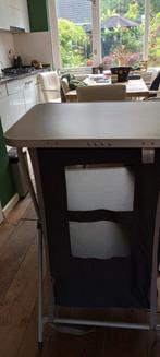 Camping kast, Caravans en Kamperen, Camper-accessoires, Ophalen of Verzenden, Zo goed als nieuw