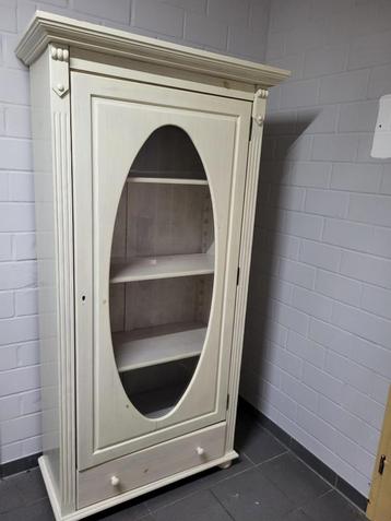 boekenkast vitrine grunder model repro  beschikbaar voor biedingen