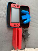 Nintendo Switch Console - Mario Red & Blue Edition, Ophalen of Verzenden, Zo goed als nieuw, Met 2 controllers