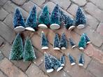19 diverse maten kerstboom kerstdorp kerstmis 8 poppetjes, Ophalen, Zo goed als nieuw