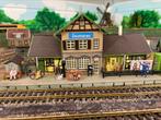 Stationsgebouw met perron, Hobby en Vrije tijd, Modeltreinen | H0, Ophalen, Gebruikt, Overige merken