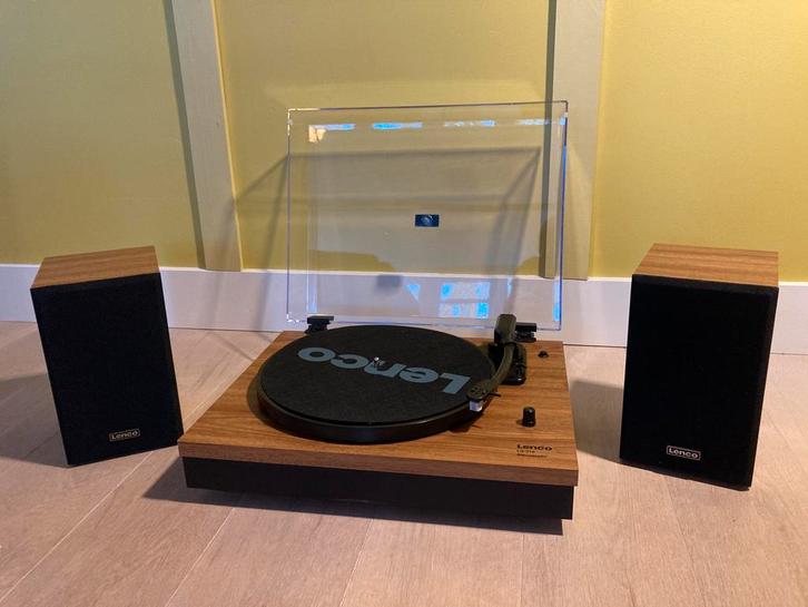 LENCO Platenspeler - LS-310WD met speakers, Audio, Tv en Foto, Platenspelers, Zo goed als nieuw, Overige merken, Ophalen of Verzenden