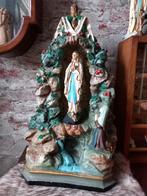 Antiek brocant Mariabeeld Maria in Lourdes  met Bernadette, Ophalen