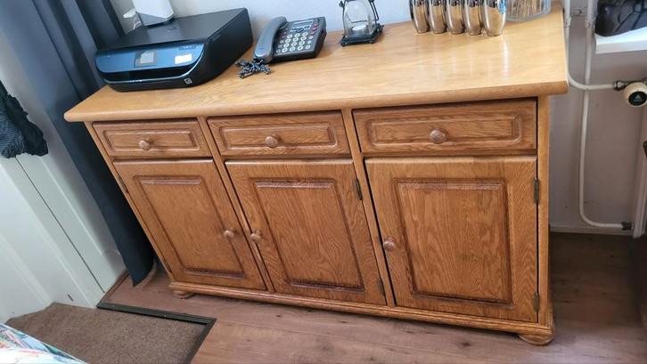 Licht Eiken Dressoir - 141 cm Breed diep 49,5, Huis en Inrichting, Kasten | Buffetkasten, Gebruikt, Minder dan 100 cm, 100 tot 150 cm