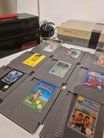 Nintendo nes met koffer en spellen, Spelcomputers en Games, Spelcomputers | Nintendo NES, Ophalen of Verzenden, Gebruikt, Met 2 controllers