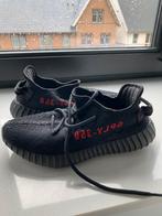 Originele Yeezy Boost 350, Kleding | Dames, Schoenen, Ophalen of Verzenden, Zo goed als nieuw, Sneakers of Gympen, Zwart