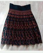 Mooi rokje zwart/cognac M/ L met plooien.
Nieuw, Kleding | Dames, Rokken, Ophalen of Verzenden, Zo goed als nieuw, Zwart, Boven de knie