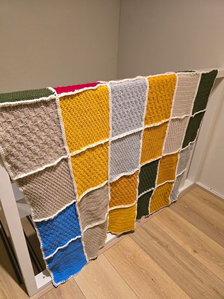 Unieke Vintage Stijl Handgemaakte Gehaakte Deken - 120x170cm, Ophalen of Verzenden, Zo goed als nieuw