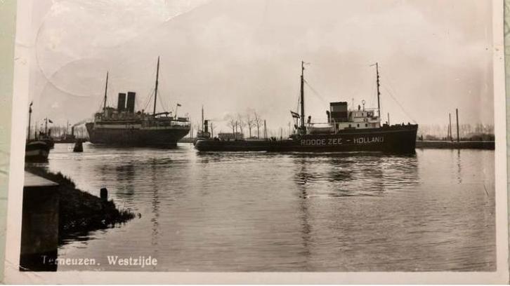 Terneuzen  Sleepboot ROODE ZEE 1938 / vergaan '44, Verzamelen, Scheepvaart, Zo goed als nieuw, Kaart, Foto of Prent, Ophalen of Verzenden