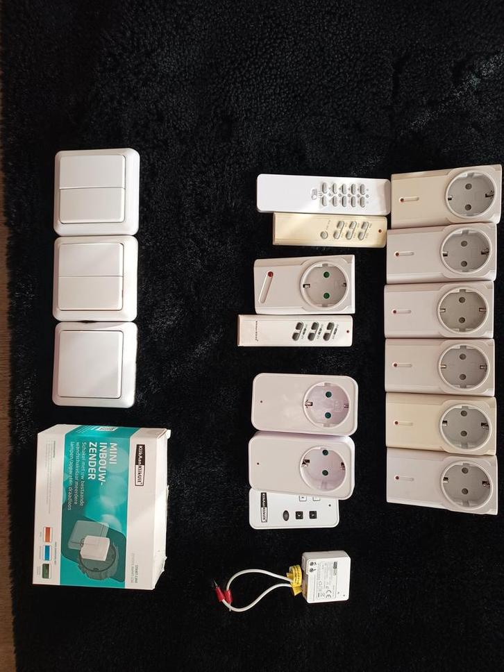 KlikAanKlikUit Set Diverse types, Doe-het-zelf en Verbouw, Elektra en Kabels, Gebruikt, Stopcontact, Ophalen of Verzenden