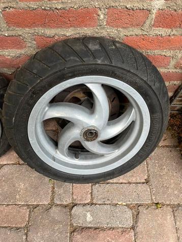 Runner voor velg nette staat beschikbaar voor biedingen