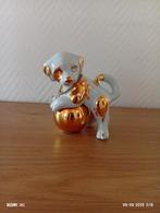 Capodiemonte hondje op een bal, Ophalen, Zo goed als nieuw