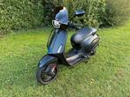 Te koop mat zwarte vespa s special edition, Fietsen en Brommers, Ophalen, Overige modellen, Maximaal 45 km/u, Zo goed als nieuw