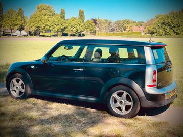 Mini Clubman 1.6 16V Cooper Zwart beschikbaar voor biedingen