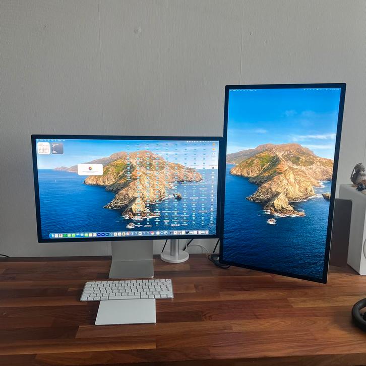 2x Apple Studio Display Monitor, Computers en Software, Monitoren, Zo goed als nieuw, 60 Hz of minder, IPS, Onbekend, Ophalen