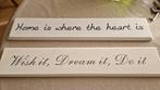 houten wand decoratie met spreuken, Huis en Inrichting, Woonaccessoires | Tekstborden en Spreuken, Ophalen of Verzenden, Zo goed als nieuw