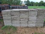 Gratis grindtegels 60x40, 62 stuks, Tuin en Terras, Ophalen, Gebruikt, 10 m² of meer, Beton