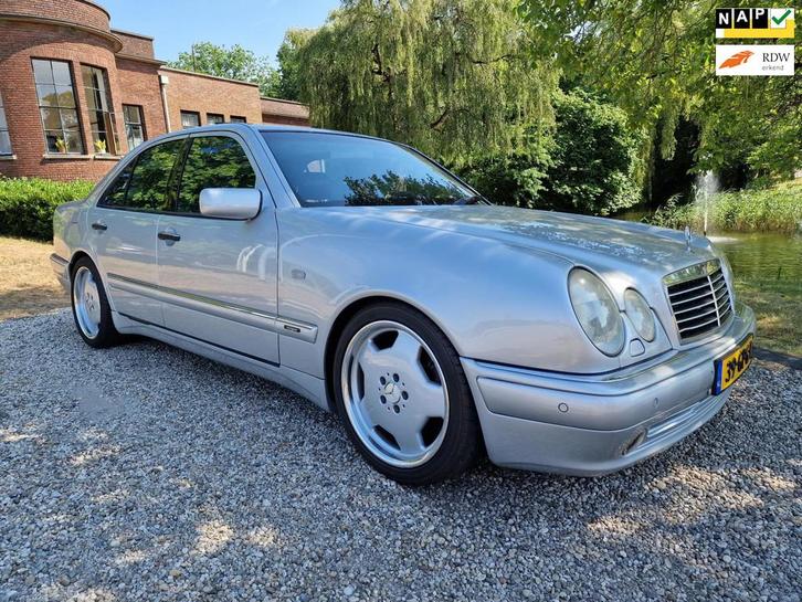 Mercedes-Benz E-klasse E50 / E55 AMG FULL-OPTiON nieuwe LAK, Auto's, Mercedes-Benz, Bedrijf, Te koop, E-Klasse, ABS, Airbags, Airconditioning