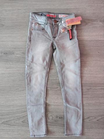 Nieuwe Vingino FlexFit Jeans maat 122 beschikbaar voor biedingen