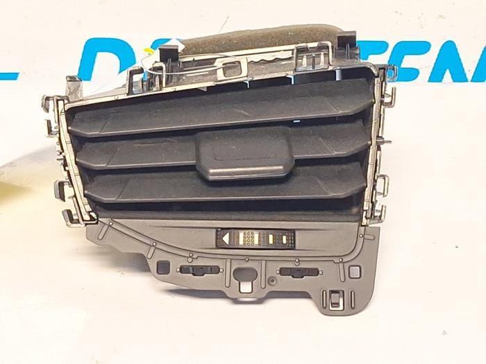 Luchtrooster Dashboard van een Volkswagen Polo, Auto-onderdelen, Dashboard en Schakelaars, Volkswagen, Gebruikt, 3 maanden garantie