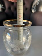 Vintage glazen vaasje met gouden rand, Overige kleuren, Ophalen of Verzenden, Minder dan 50 cm, Glas