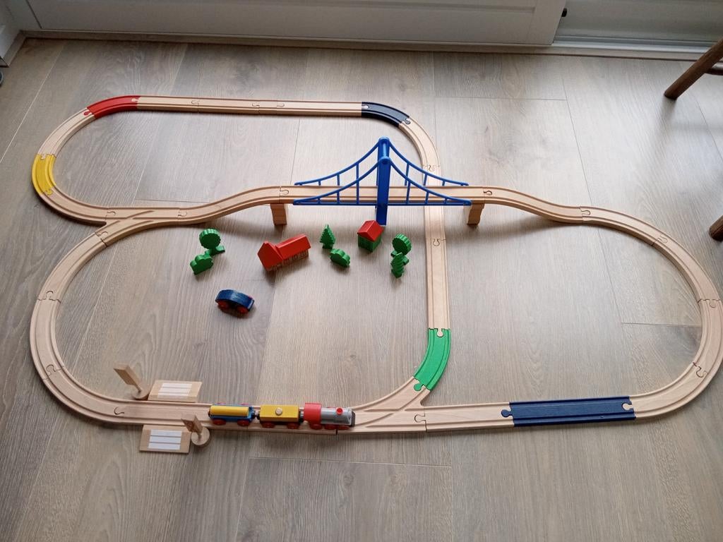 Mooie eichhorn treinbaan set met speciale loco en hangbrug, Ophalen of Verzenden, Gebruikt, Overige typen