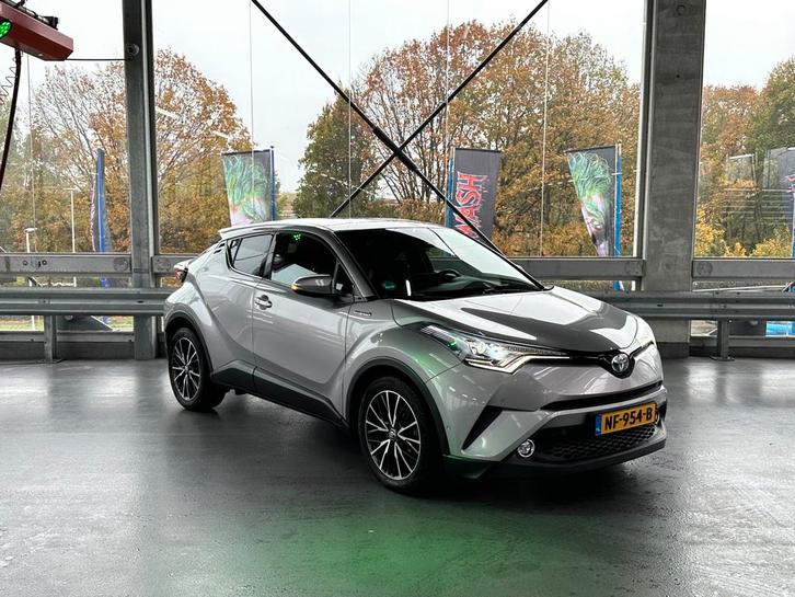 Toyota C-HR 1.8 Hybrid Executive CVT Stuur-stoel verwarming, Auto's, Toyota, Bedrijf, C-HR, ABS, Achteruitrijcamera, Airbags, Airconditioning