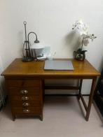 Houten Antiek Bureau/Secretaris bruin, Antiek en Kunst, Antiek | Meubels | Kasten, Ophalen of Verzenden