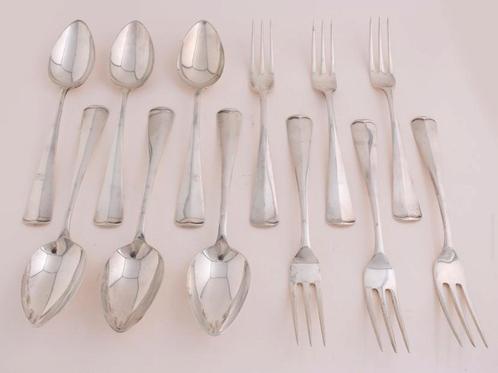 Hollands zilveren 12-delig dessert bestek, haags lofje, 1936, Antiek en Kunst, Antiek | Goud en Zilver, Zilver, Ophalen of Verzenden