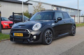 Mini Mini 2.0 Cooper S Chili JCW Serious Business beschikbaar voor biedingen