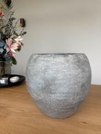 Lichtgrijze bloempot diameter 35cm, hoogte 31cm z.g.a.n, Rond, Binnen, Zo goed als nieuw, Minder dan 40 cm