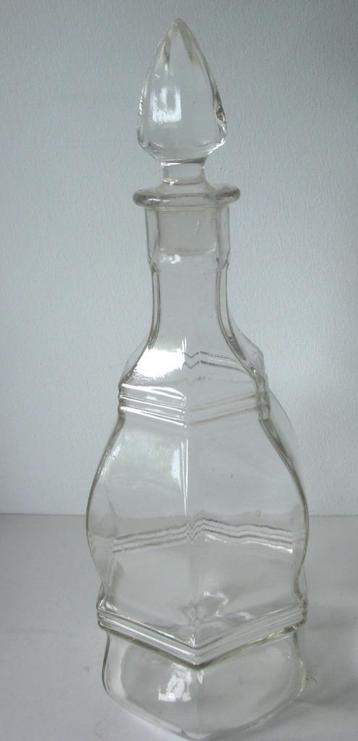 Zeshoekige karaf, helder glas, 29 cm hoog, doorsnede 10 cm a beschikbaar voor biedingen