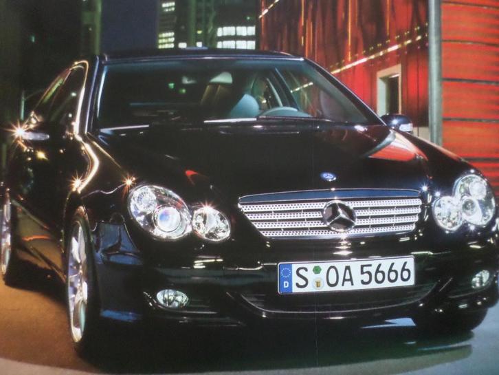 Mercedes C Klasse Sportcoupe CLC 0604 Brochure, Boeken, Auto's | Folders en Tijdschriften, Zo goed als nieuw, Mercedes, Ophalen of Verzenden