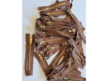 YKK metalen ritsen (bruin met goud, 14 cm, 100 st) beschikbaar voor biedingen