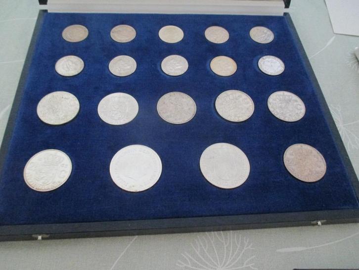 munten Juliana, Postzegels en Munten, Munten | Nederland, Setje, 10 gulden, Koningin Juliana, Zilver, Ophalen of Verzenden