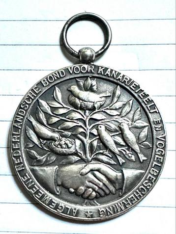 Zilveren Eere Medaille Vogelbescherming Kanarie beschikbaar voor biedingen