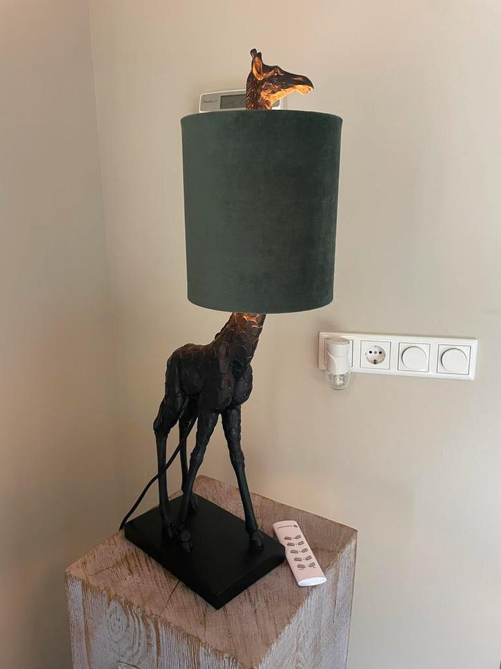 Giraffe Tafellamp met Groene goude Kap, Huis en Inrichting, Lampen | Tafellampen, Zo goed als nieuw, 50 tot 75 cm, Metaal, Ophalen