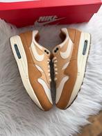 Nike Air Max 1  beige bruin pastel oranje EU 44.5 wmns curry, Overige kleuren, Nike, Nieuw, Ophalen of Verzenden