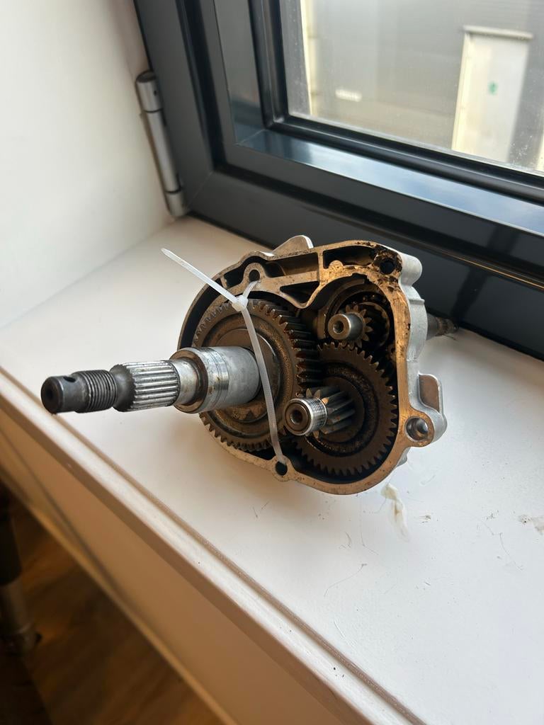 Piaggio Vertanding Deksel 484370-2 - Origineel, Ophalen of Verzenden, Gebruikt, Blok, Piaggio