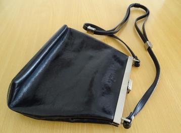Adax klein chique zwart leer schoudertasje crossbody nieuwst beschikbaar voor biedingen