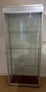 Vitrinekast met openslaande deuren, Ophalen, Minder dan 50 cm, 150 tot 200 cm, 25 tot 50 cm