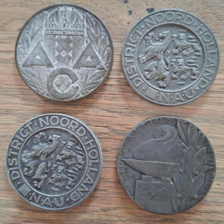 4 penningen 40 mm, sportmedailles uit de tweede wereldoorlog, Postzegels en Munten, Penningen en Medailles, Overige materialen
