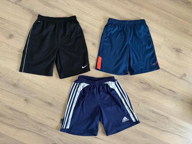 Sportbroeken maat 164, Kinderen en Baby's, Kinderkleding | Kinder-kledingpakketten, Zo goed als nieuw, Ophalen
