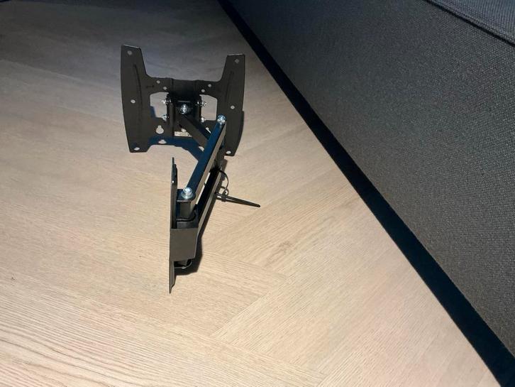 TV wall mount - One For All WM4259, Audio, Tv en Foto, Televisiebeugels, Gebruikt, Ophalen of Verzenden