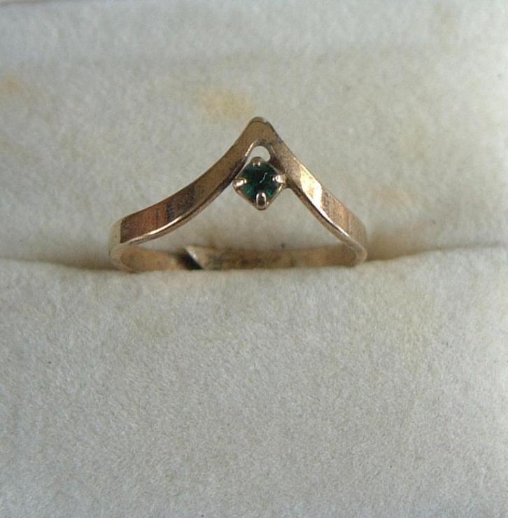 verguld zilveren zilver ring 925 met groen steentje, Sieraden, Tassen en Uiterlijk, Ringen, Zilver, Zilver, Ophalen of Verzenden